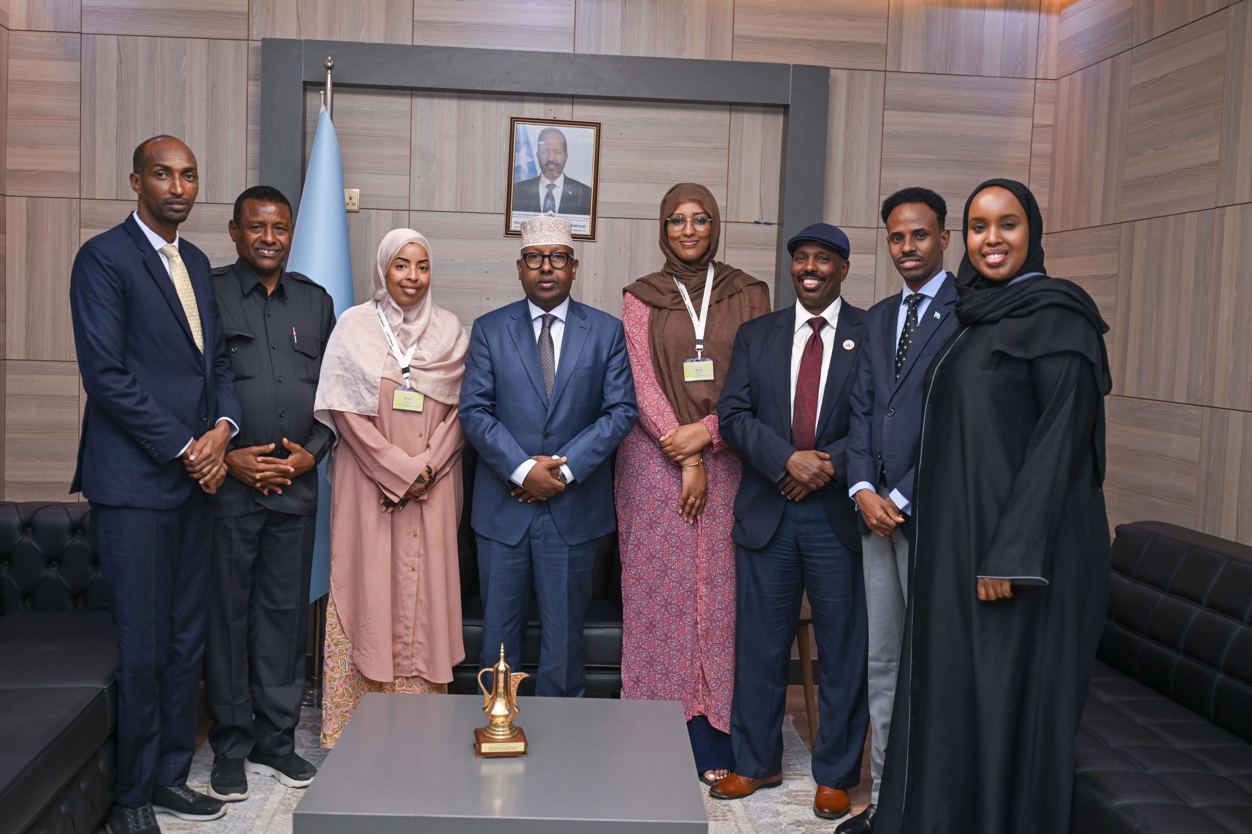 Wasiirka Arrimaha Dibadda oo Soo Dhaweeyay Wafdiga Ururka Mideynta Community Services.