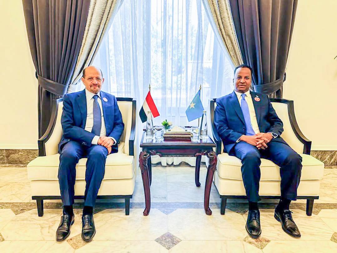 Wasiirka Arrimaha Dibadda Soomaaliya oo kala hadlay dhiggiisa Yemen kobcinta iskaashiga labo geesoodka