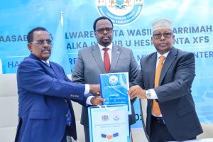 Minister Fiqi Hands Over Interior Ministry Responsibilities to Ali Yusuf in Ceremony