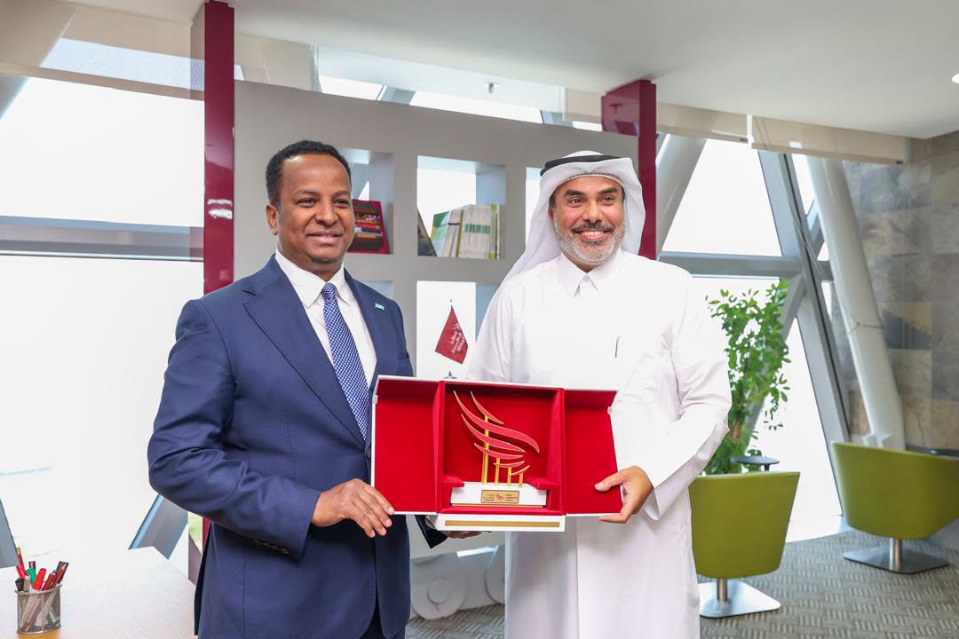 Minister of Foreign Affairs Holds Talks at Qatar Leadership Centre