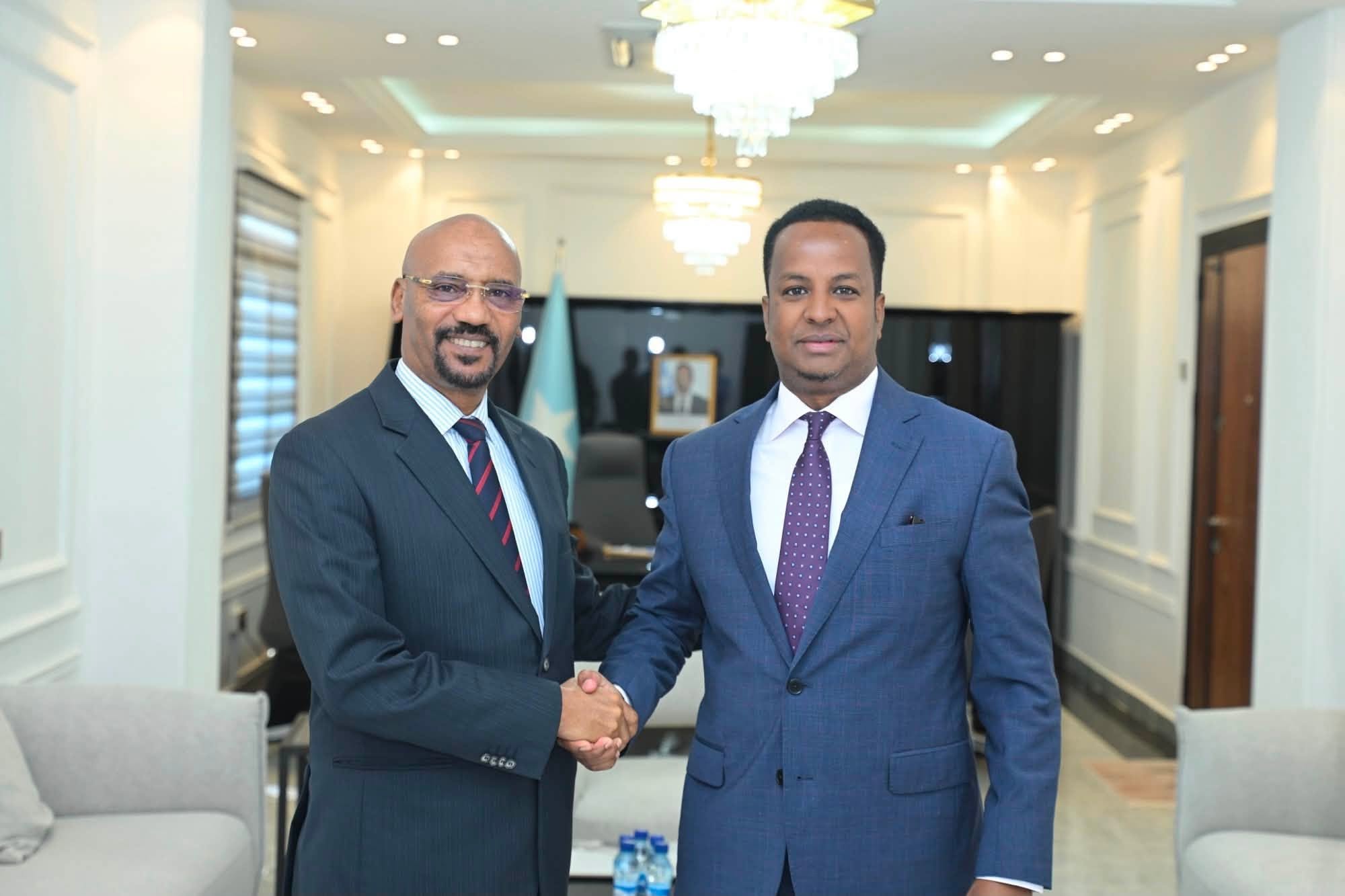 Minister Receives Ethiopian Ambassador on Farewell Courtesy Call