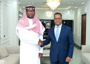 Foreign Minister Bids Farewell to Outgoing Saudi Ambassador
